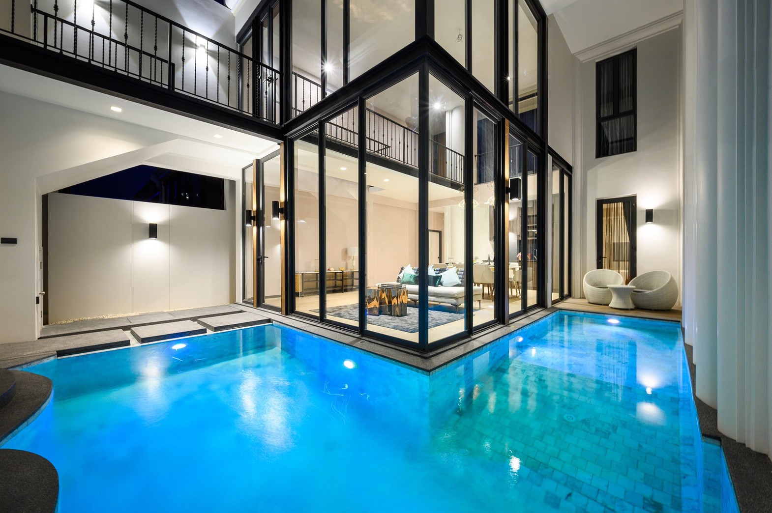 Pool Villas in Pattaya DV-555