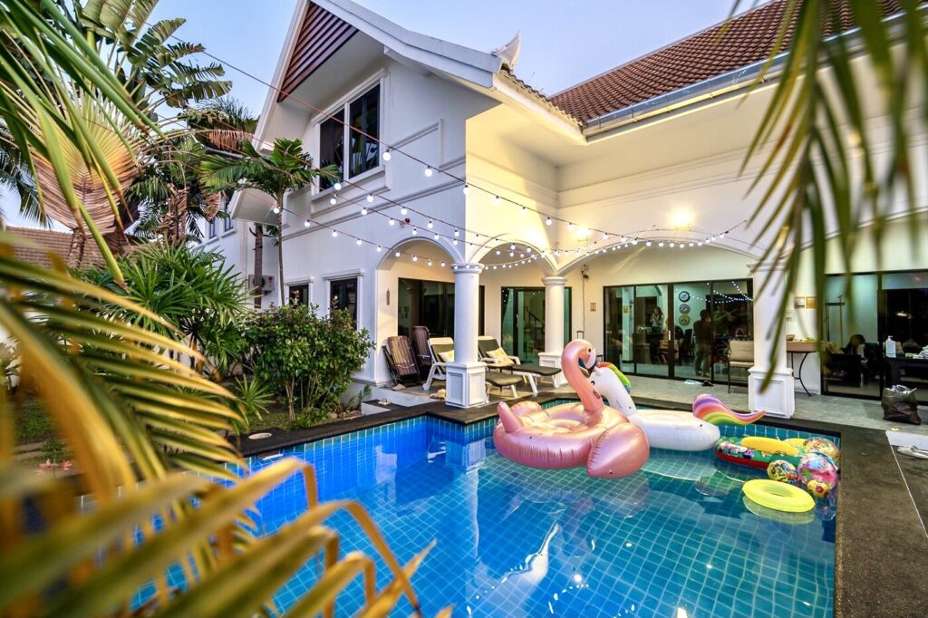 Pool Villa in Pattaya. DV-167