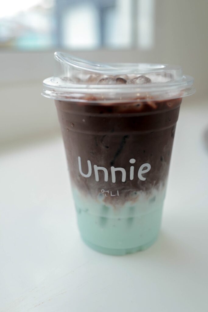Unnie Café