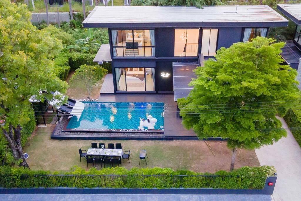 Star Stay Pool Villa @ Pattaya พัทยา