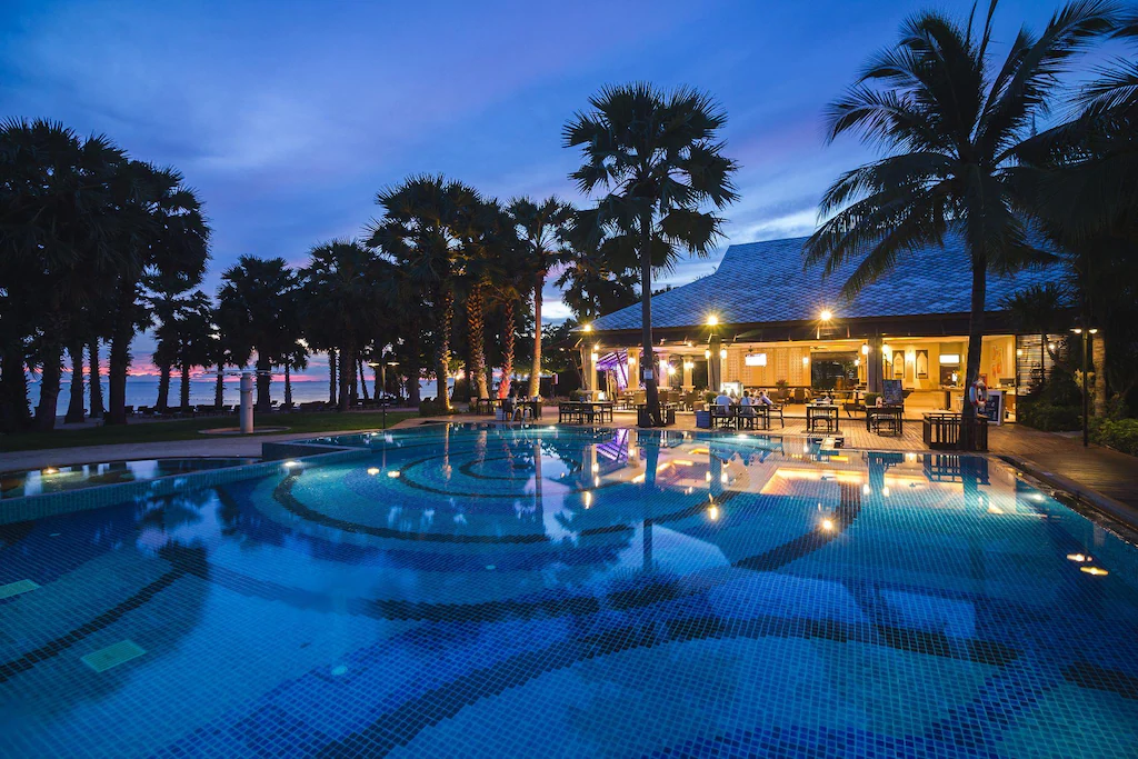 Ravindra Beach Resort and Spa (SHA Extra Plus)
