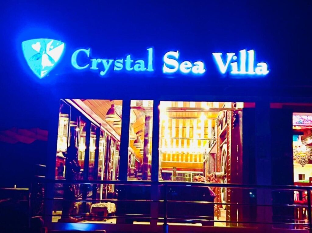 Crystal Sea Villa - Beautiful Beach Get-away