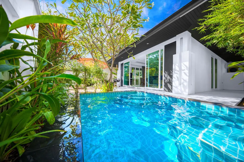 HOLLYWOOD Pool Villa 3 Bedroom Palm Oasis Village