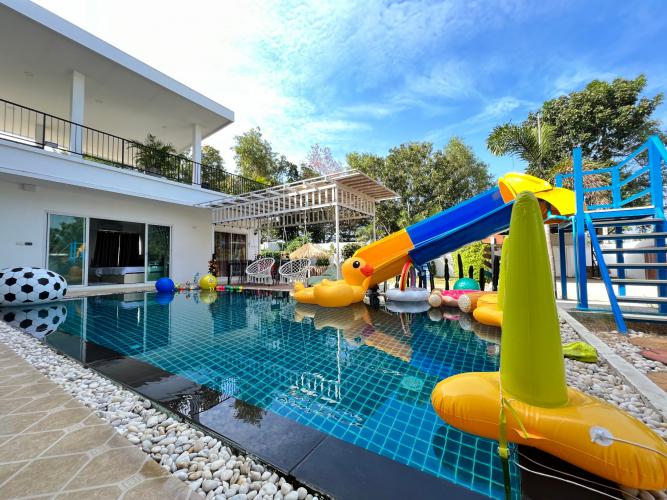 pattaya party pool villa